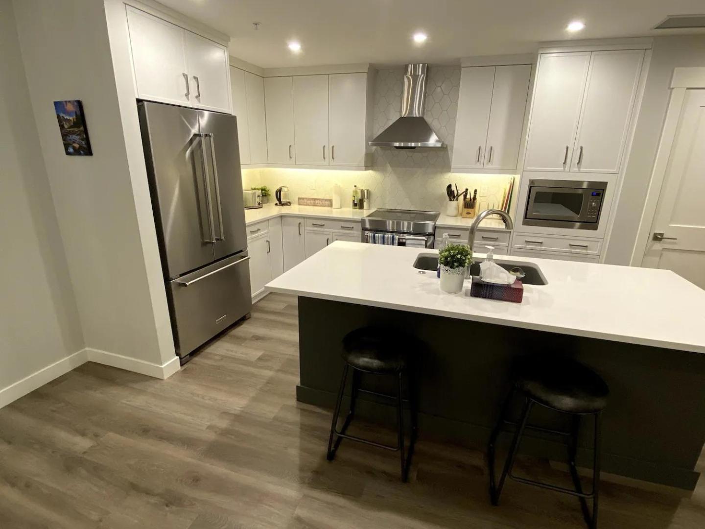Luxury Unit In The Heart Of Canmore Zewnętrze zdjęcie